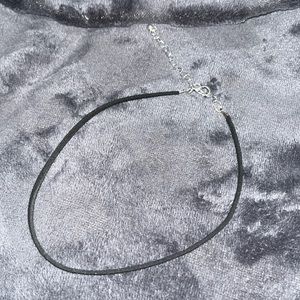 black choker